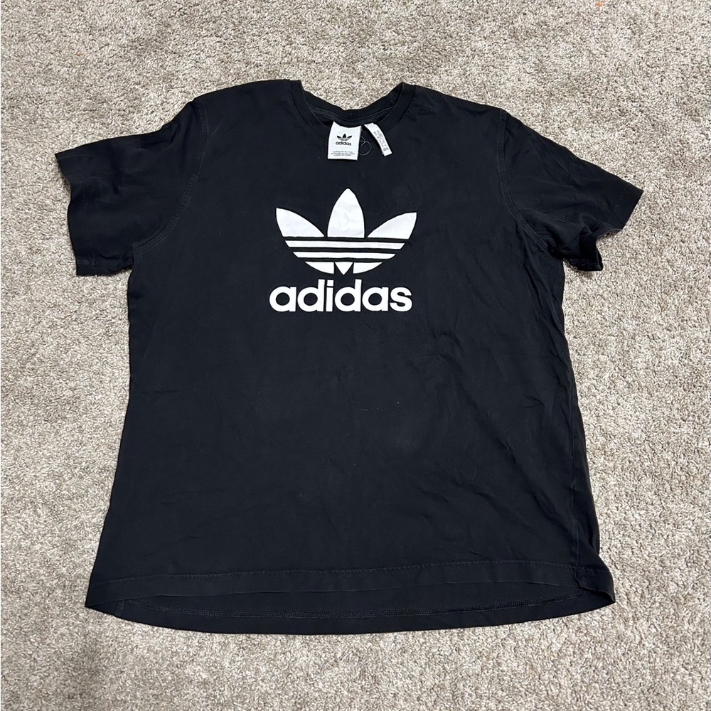 EUC Adidas tshirt